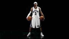 澳门新葡京娱乐城-魔咒破冰，悬念燃爆，Doinb回归首秀，战场无闲人